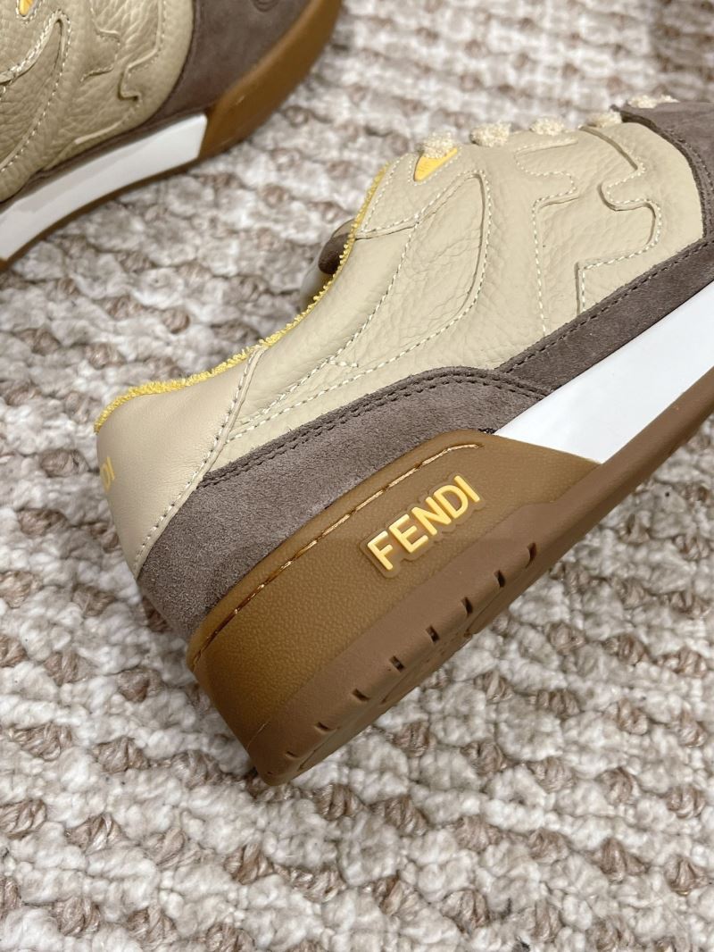 Fendi Low Shoes